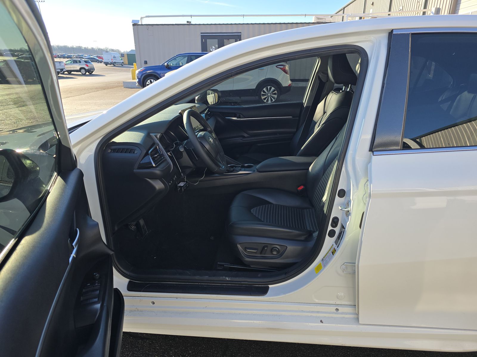 2024 Toyota Camry SE FWD