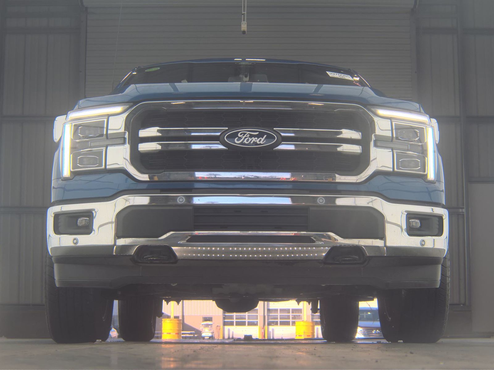 2025 Ford F-150 Lariat AWD