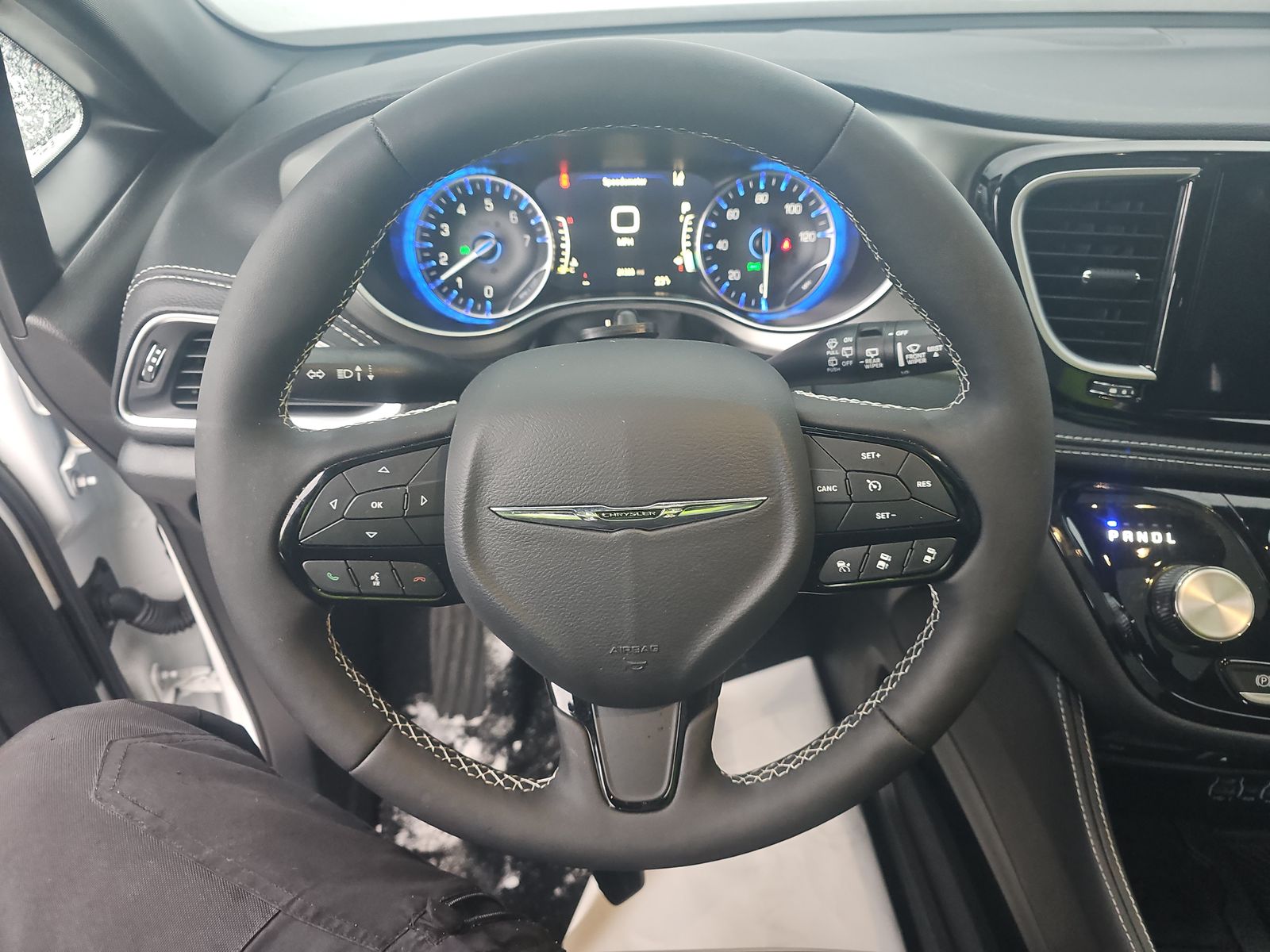 2025 Chrysler Pacifica Limited FWD