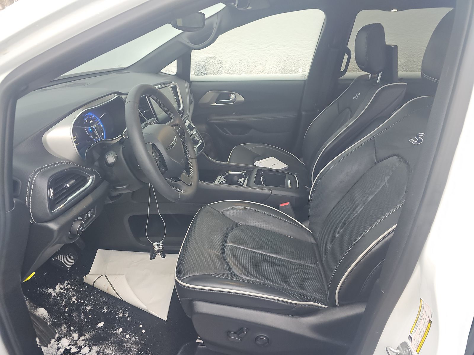 2025 Chrysler Pacifica Limited FWD