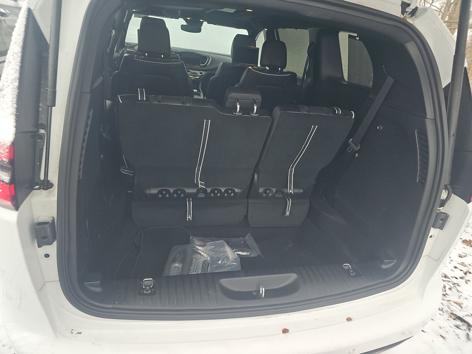 2025 Chrysler Pacifica Limited FWD