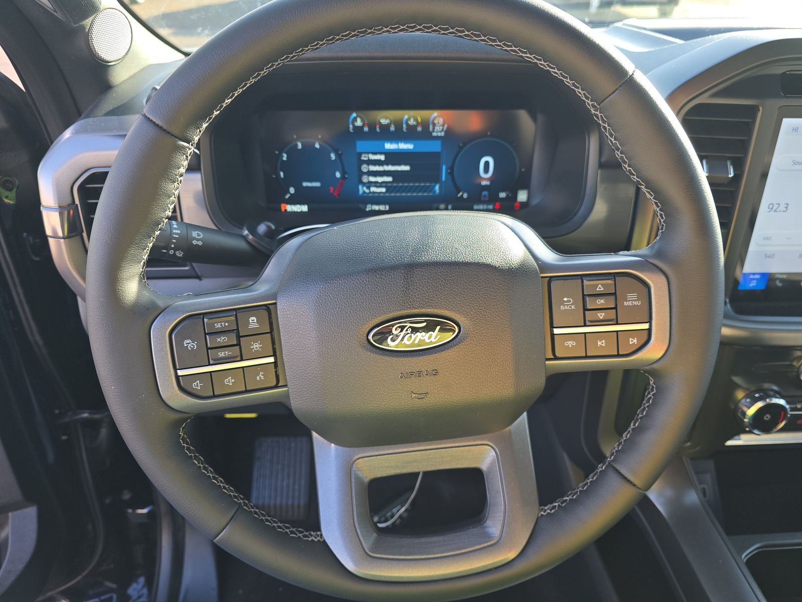 2025 Ford F-150 Hybrid Lariat AWD