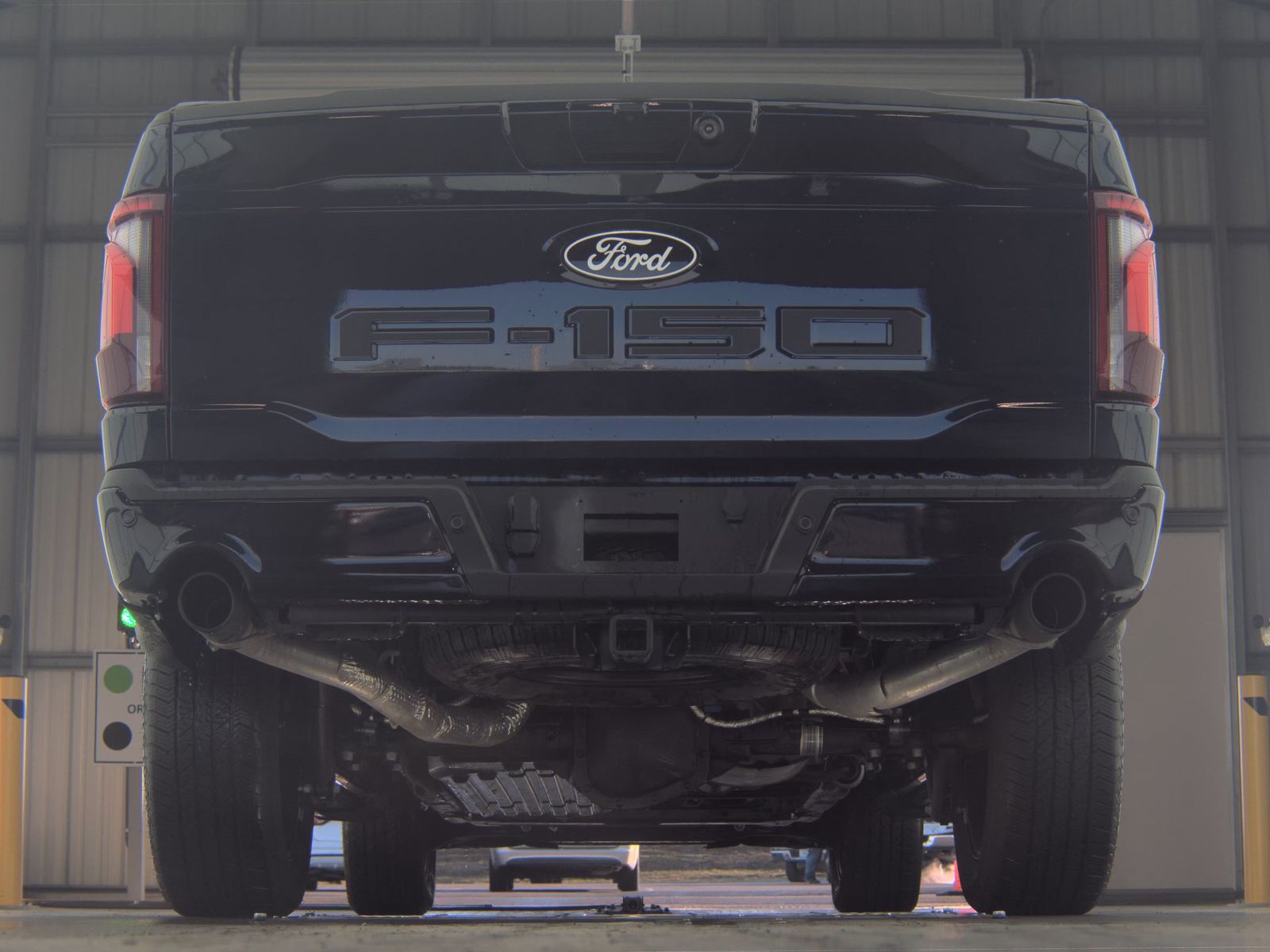 2025 Ford F-150 Hybrid Lariat AWD