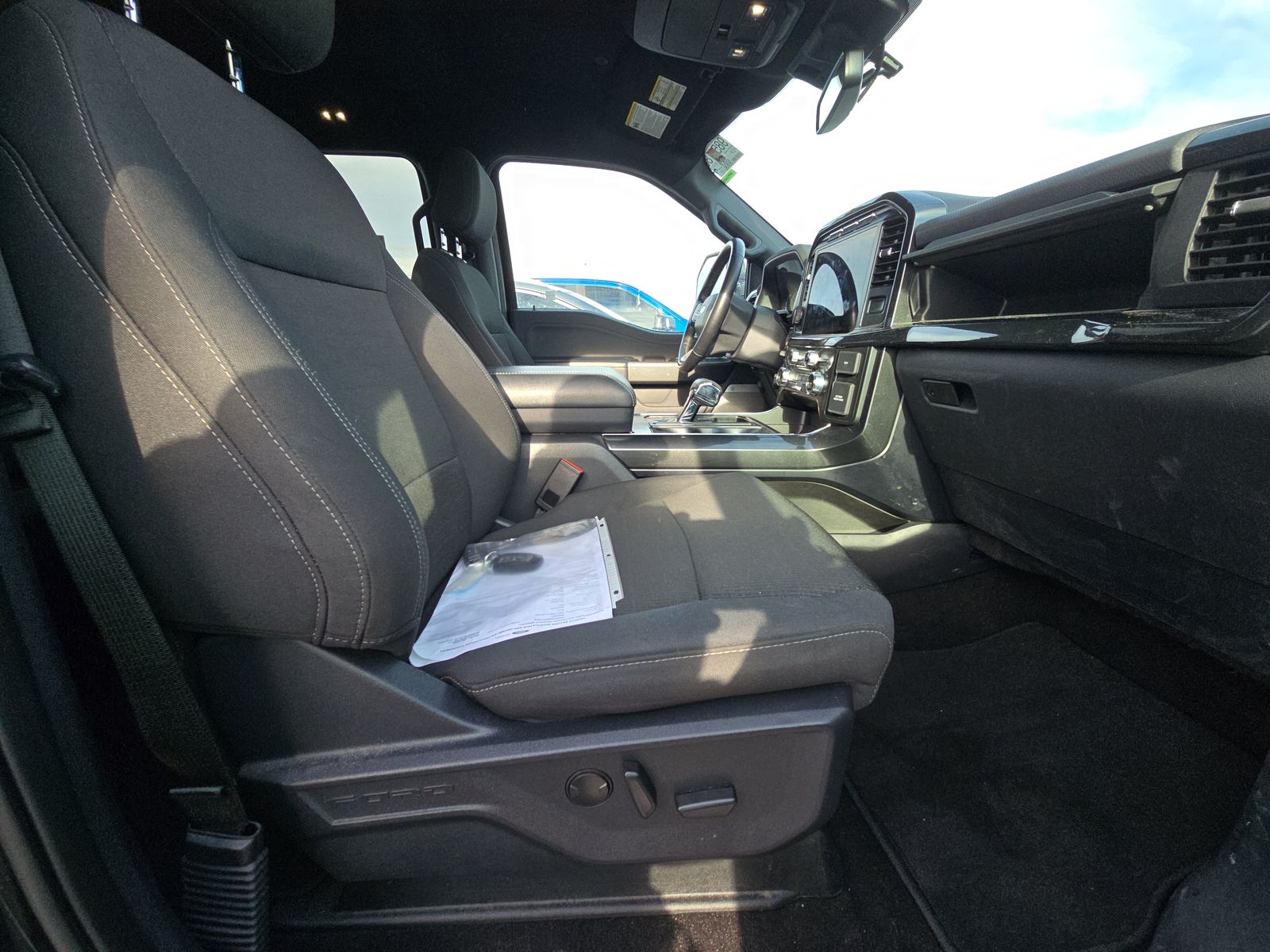 2022 Ford F-150 XLT AWD