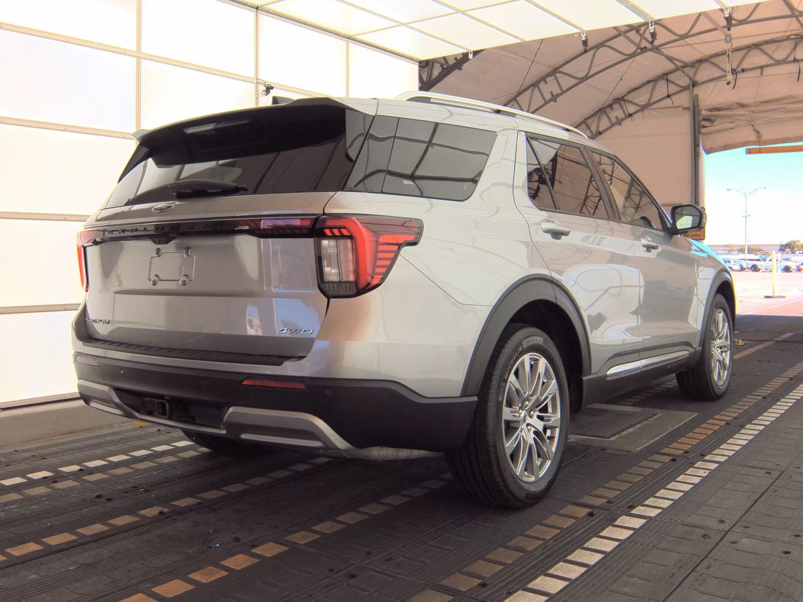 2025 Ford Explorer Platinum AWD