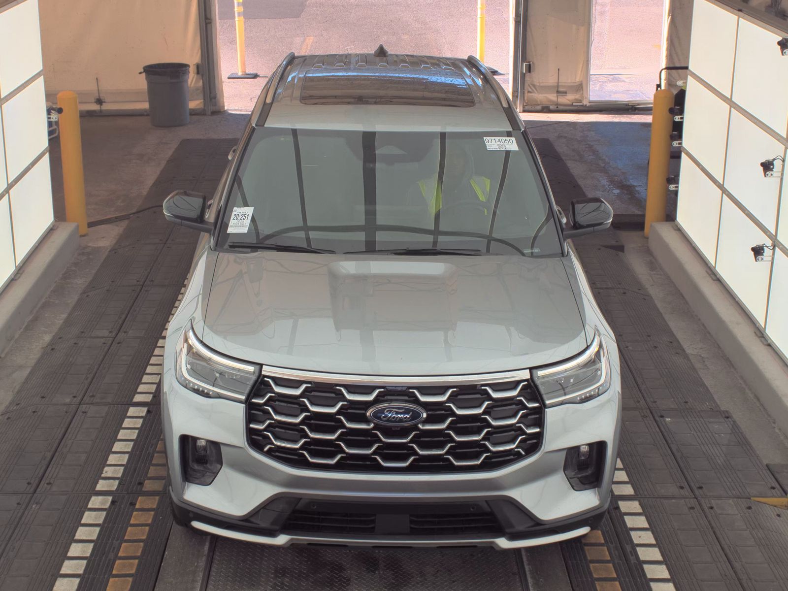 2025 Ford Explorer Platinum AWD