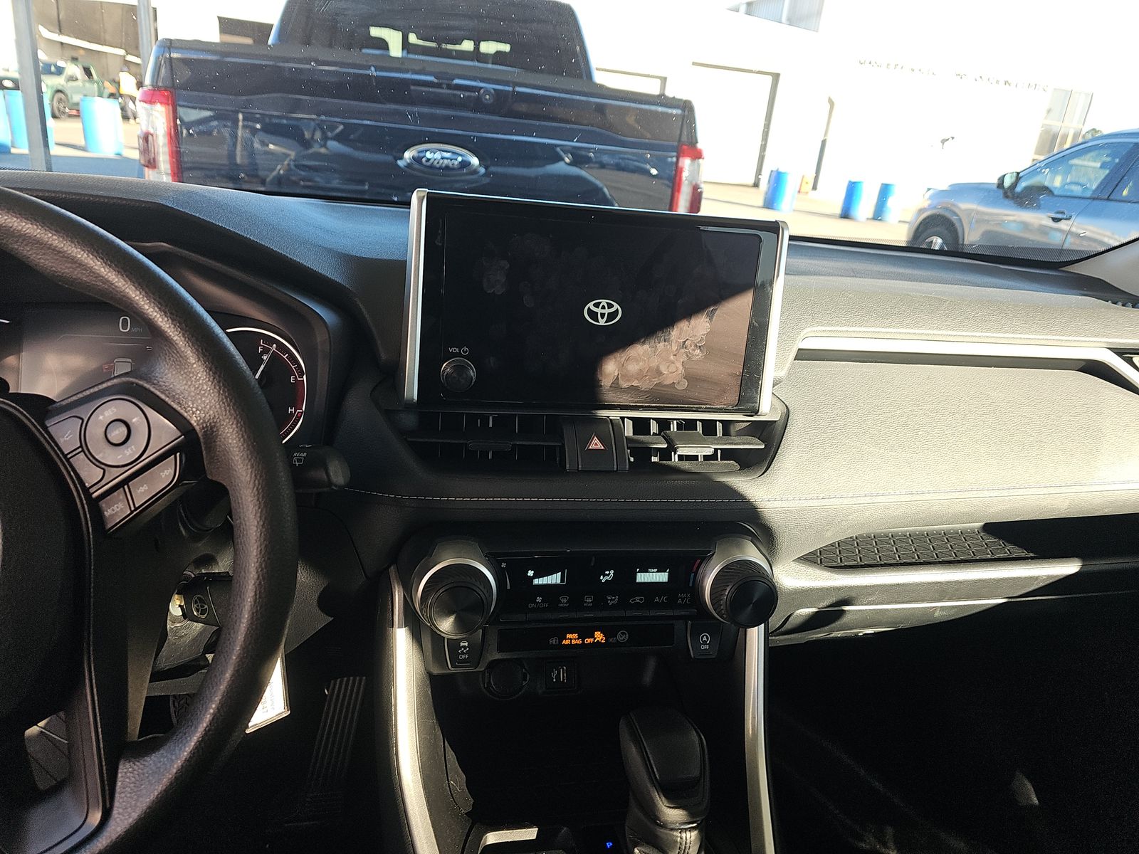 2024 Toyota RAV4 LE AWD