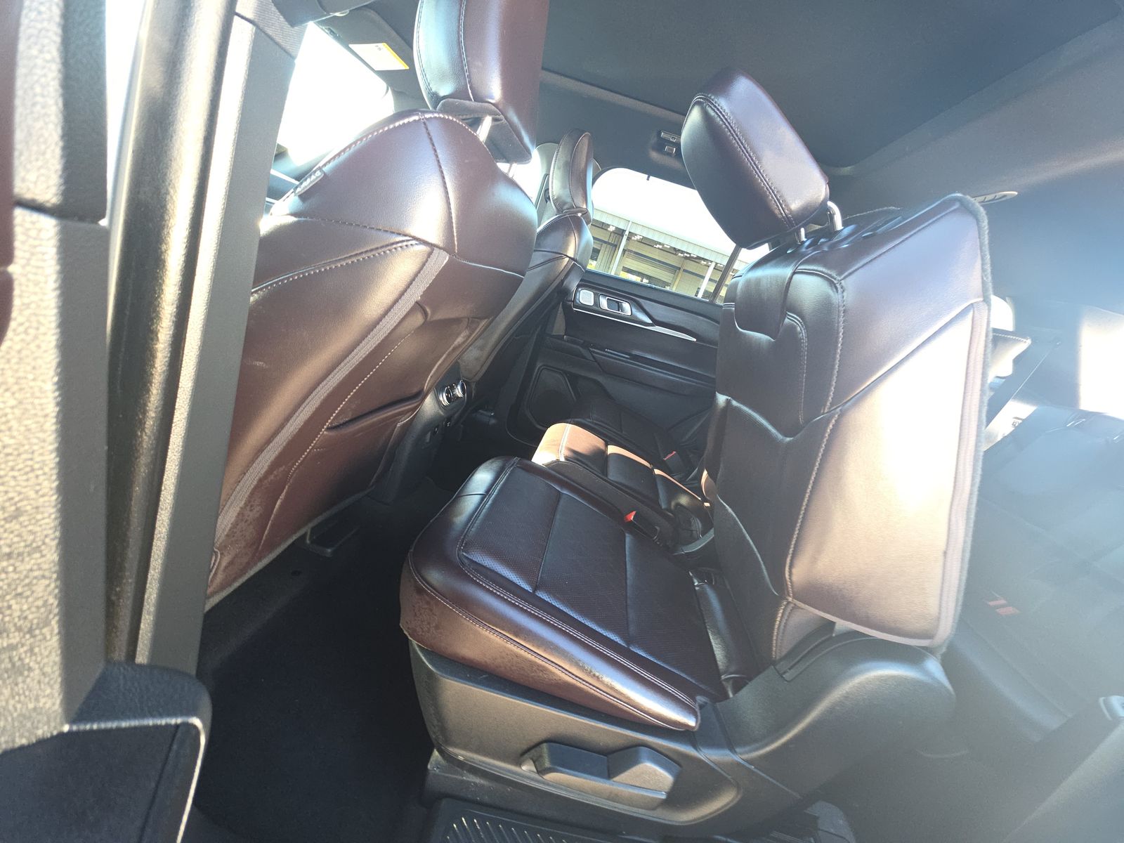 2025 Ford Explorer Platinum AWD