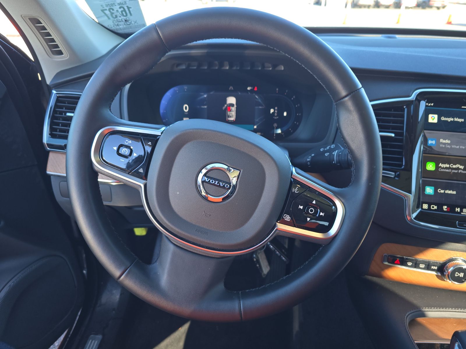 2025 Volvo XC90 B6 Plus AWD