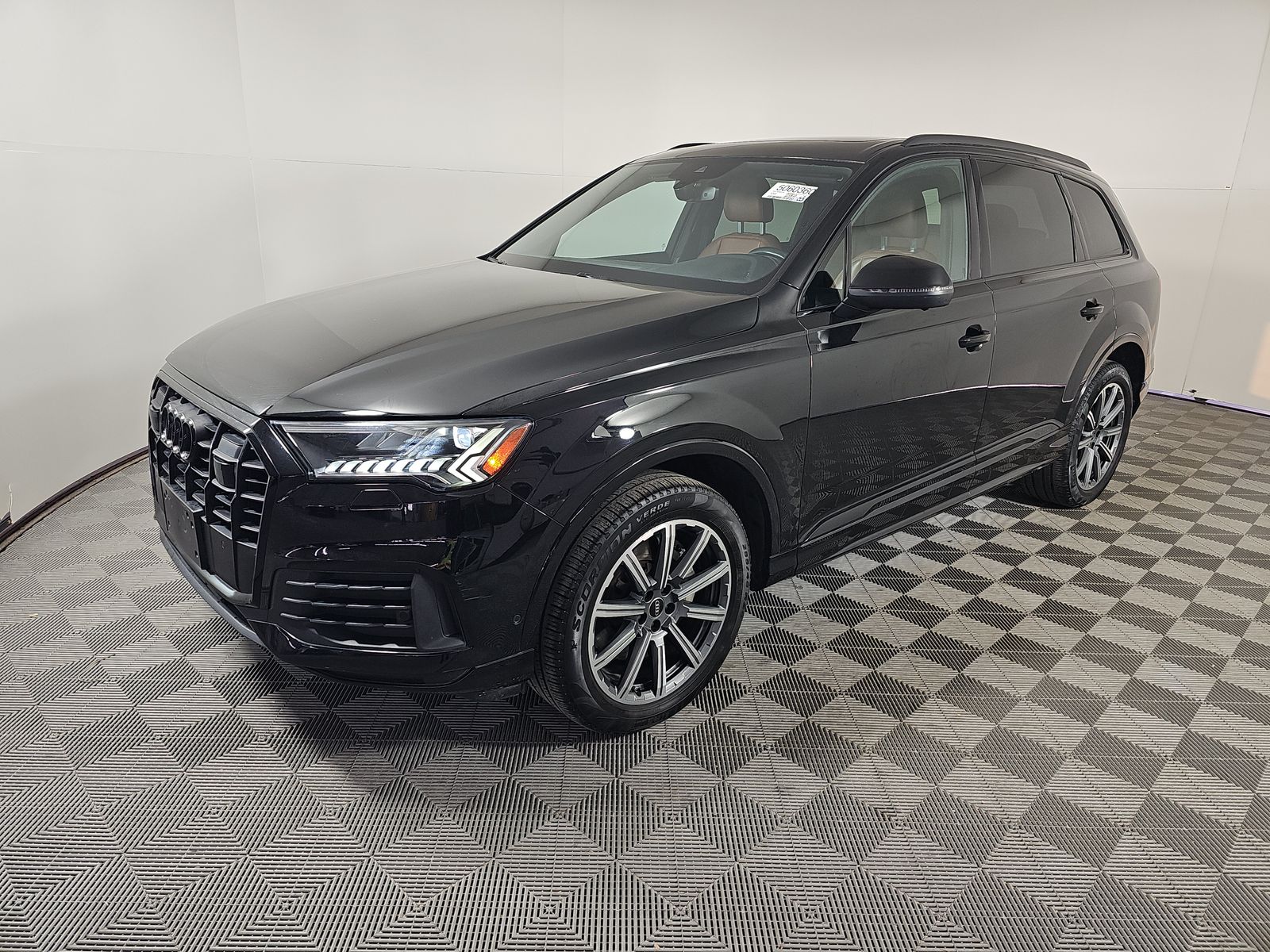 2023 Audi Q7 Premium Plus AWD