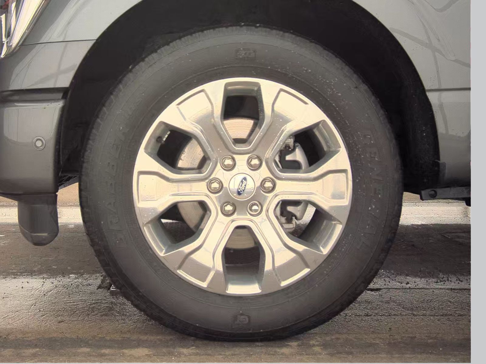 2023 Ford F-150 Hybrid Platinum AWD