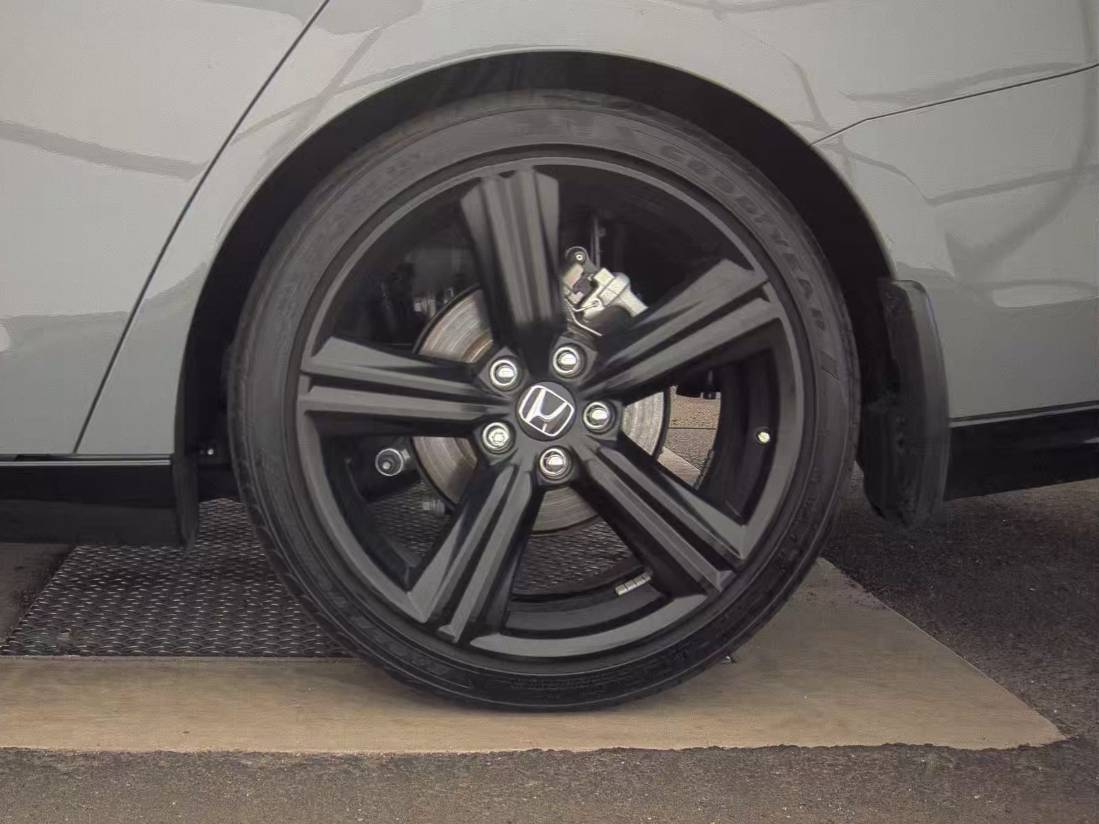 2025 Honda Accord Hybrid Sport-L FWD