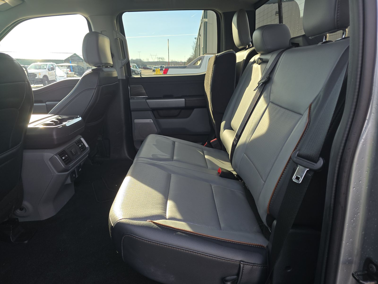 2025 Ford F-150 Lariat AWD