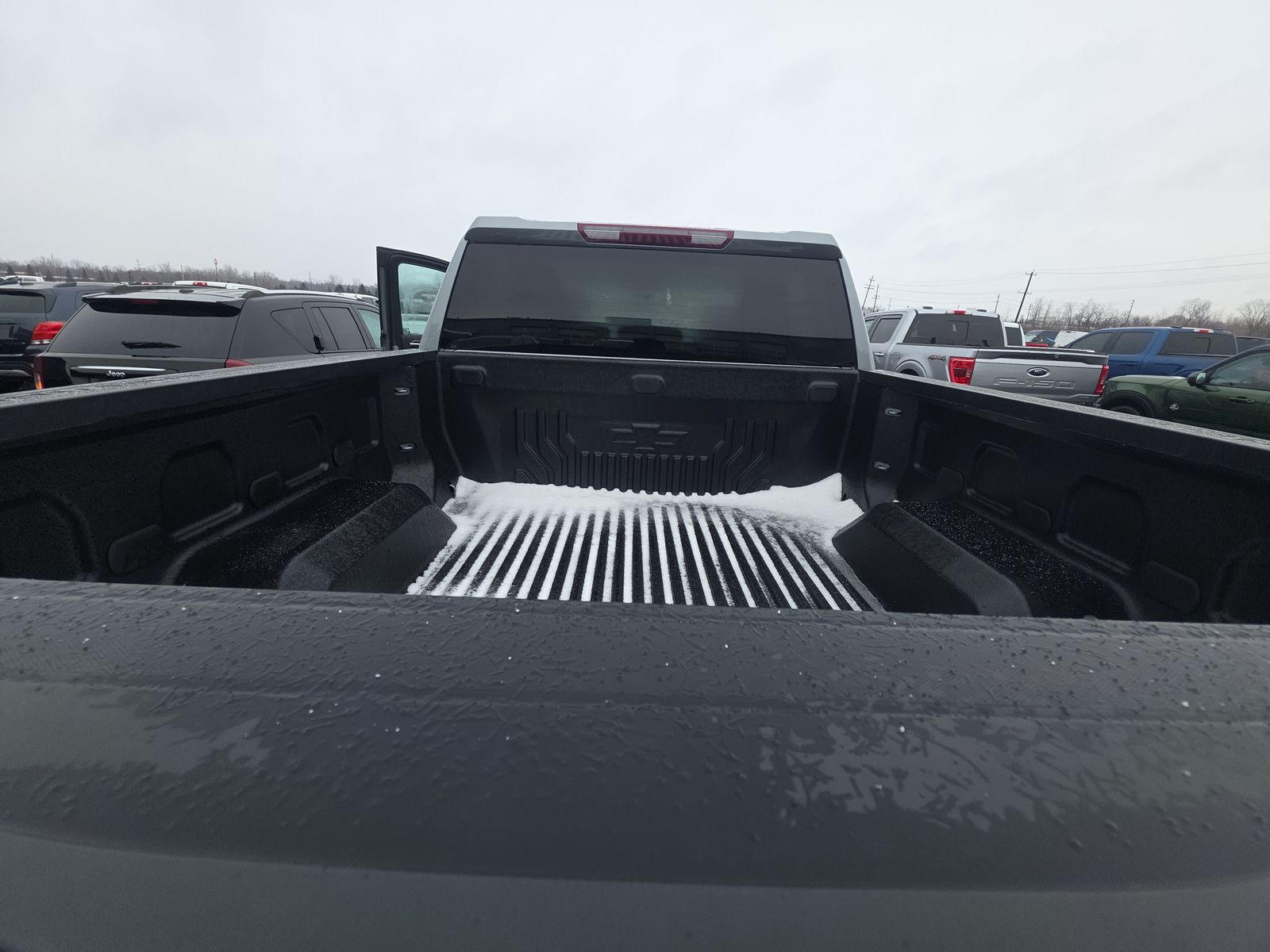 2024 Chevrolet Silverado 1500 LT AWD