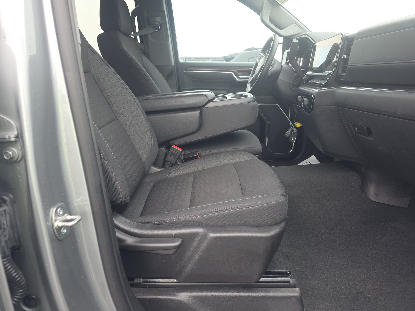 2024 Chevrolet Silverado 1500 LT AWD