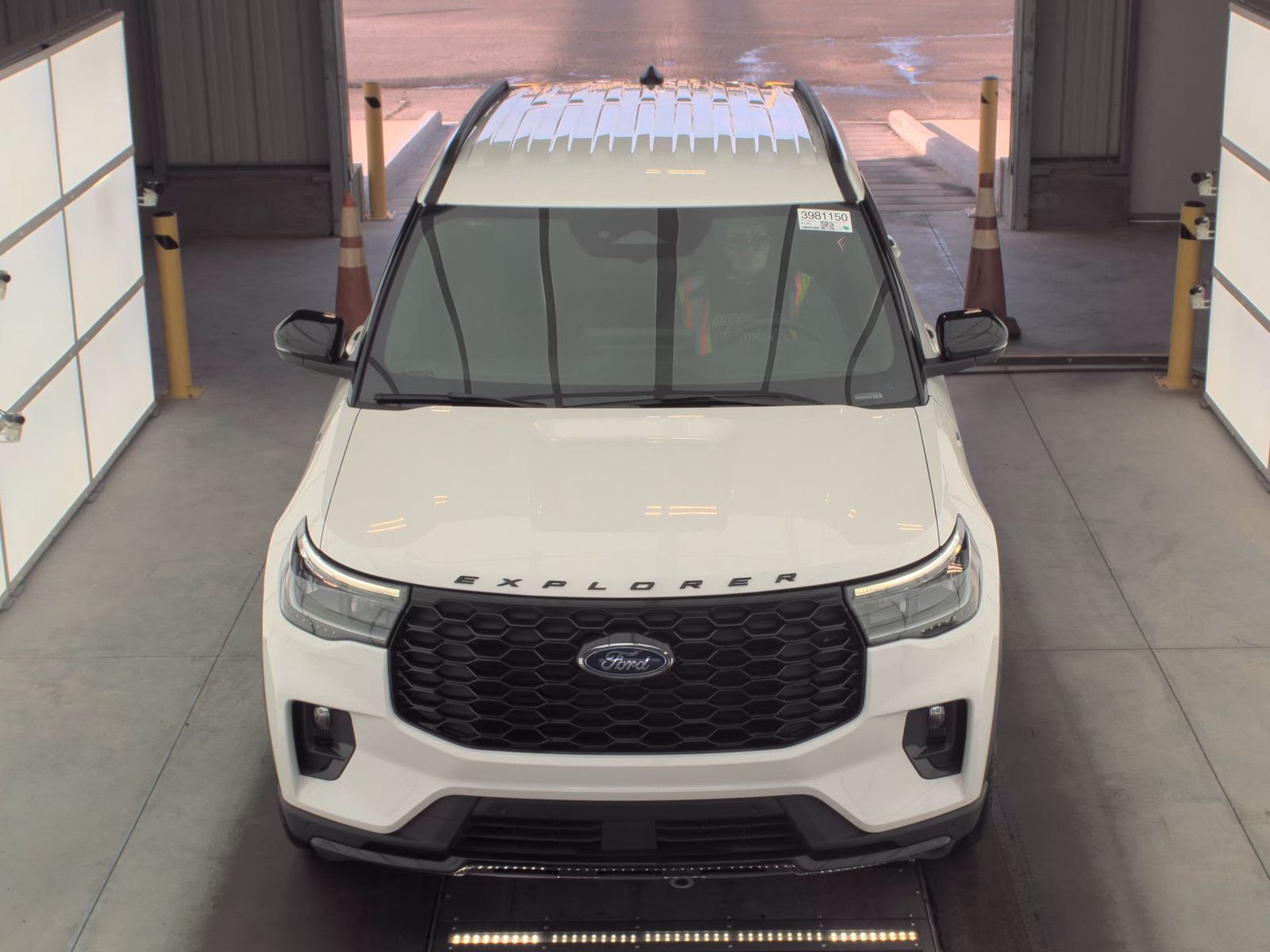 2025 Ford Explorer ST-Line AWD