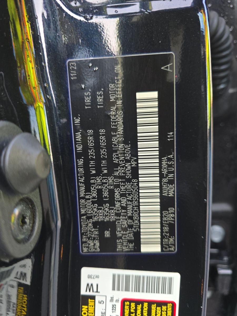 2024 Toyota Highlander Hybrid XLE AWD