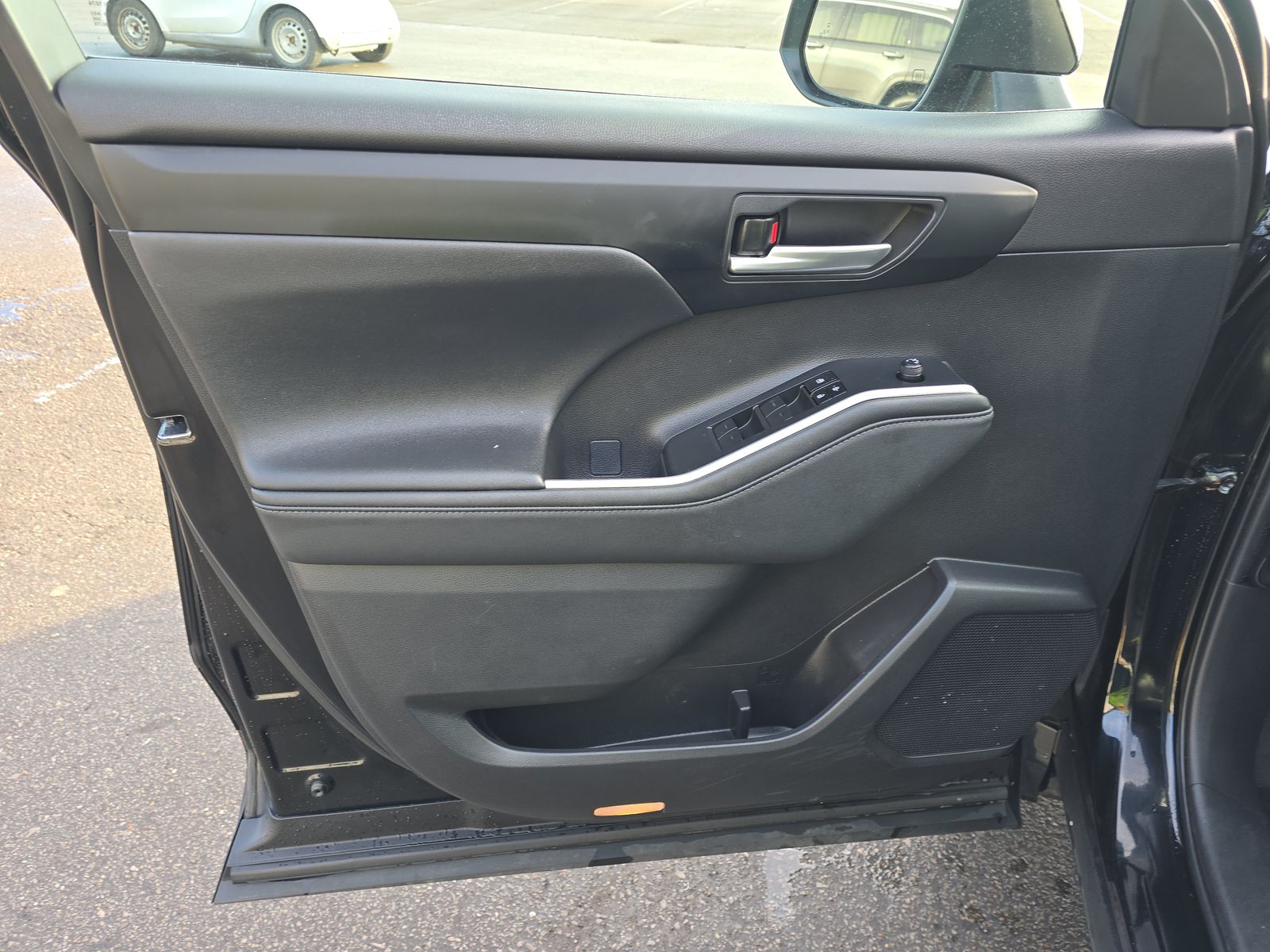 2024 Toyota Highlander Hybrid XLE AWD