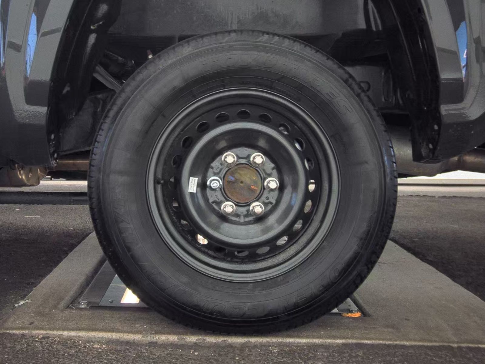 2025 Toyota Tacoma SR5 RWD