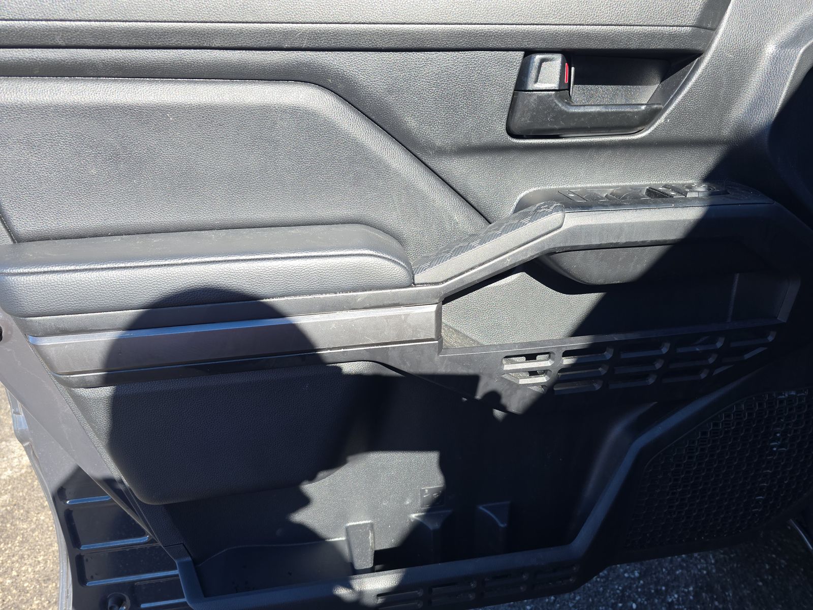 2025 Toyota Tacoma SR5 RWD