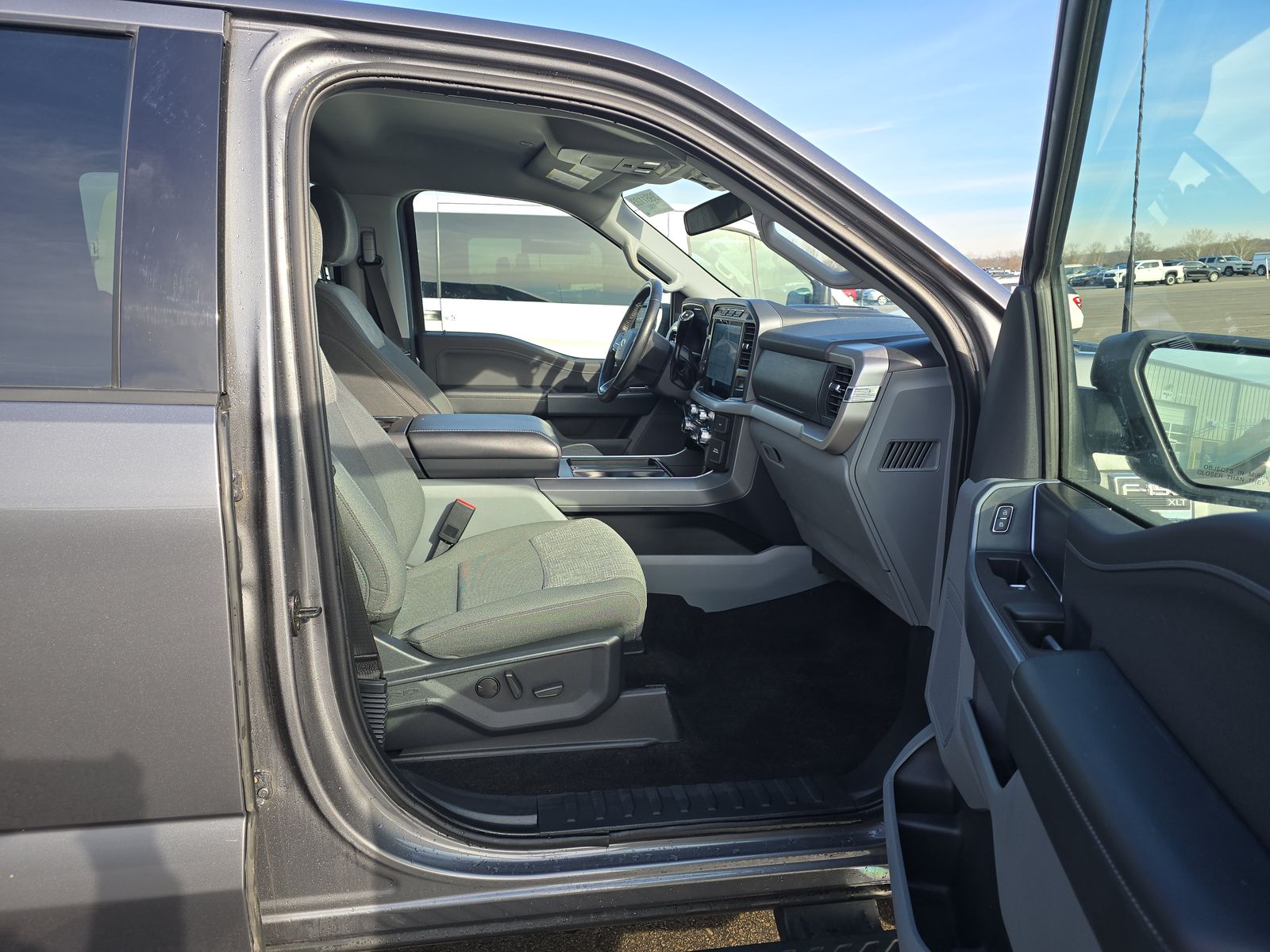 2022 Ford F-150 XLT AWD