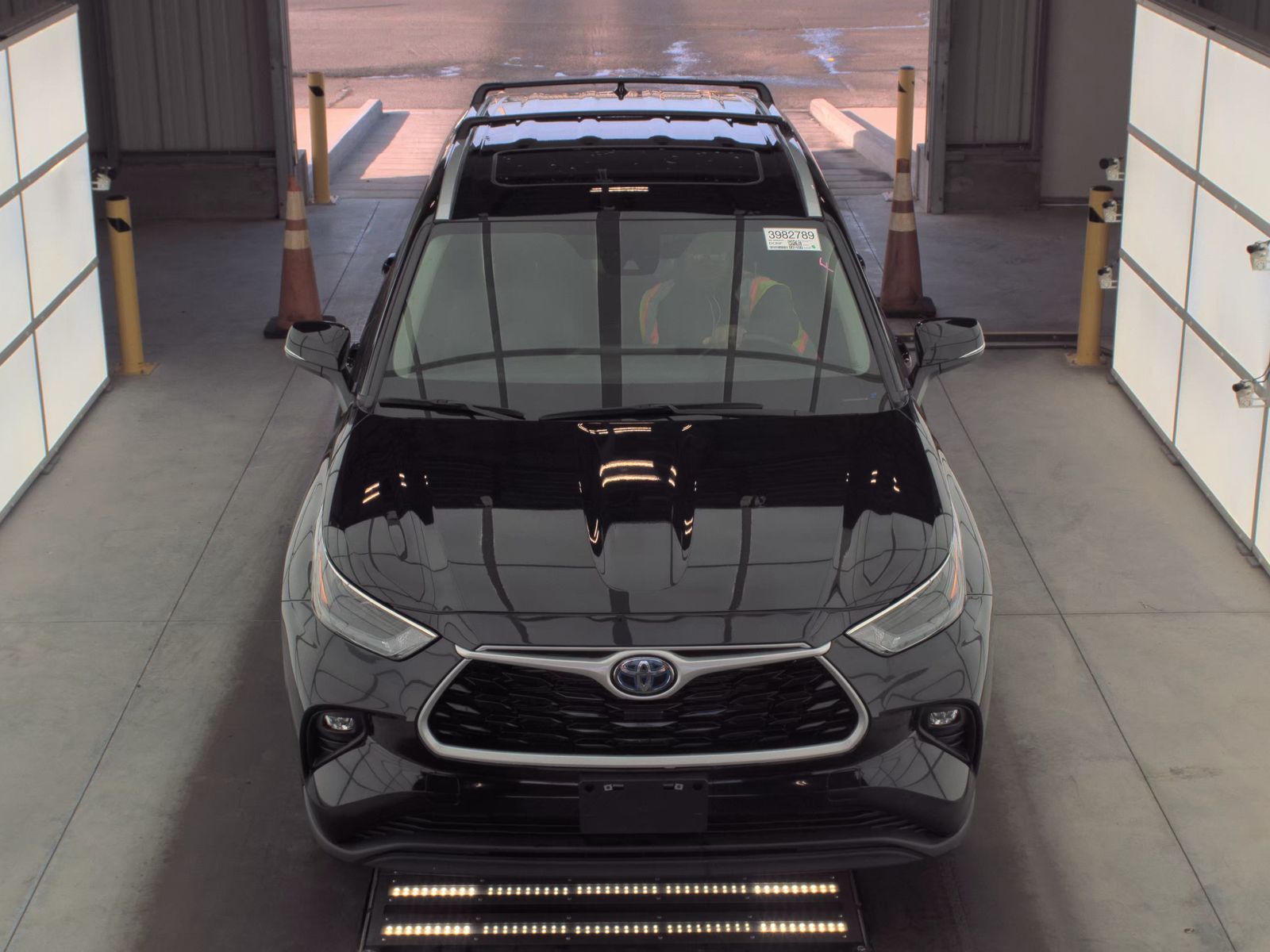 2024 Toyota Highlander Hybrid XLE AWD