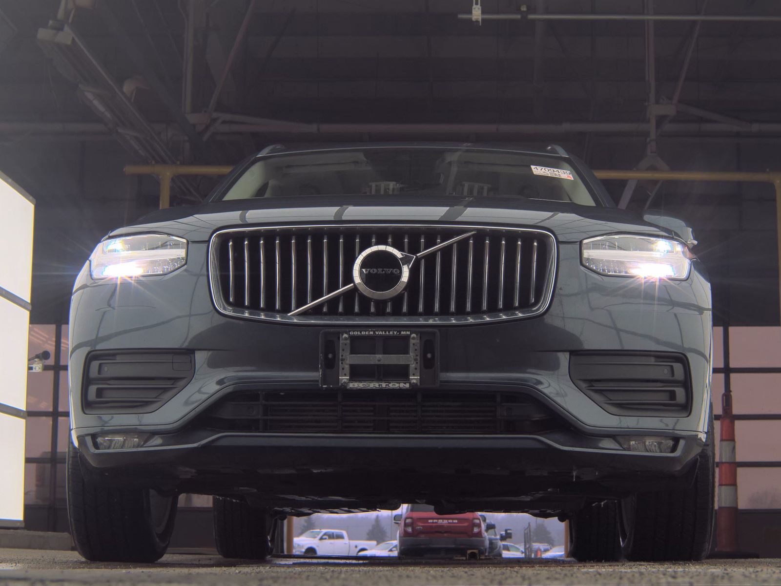 2022 Volvo XC90 T6 Momentum AWD