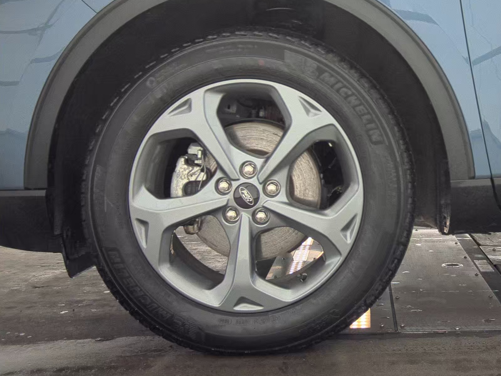 2025 Ford Escape Hybrid ST-Line Elite AWD