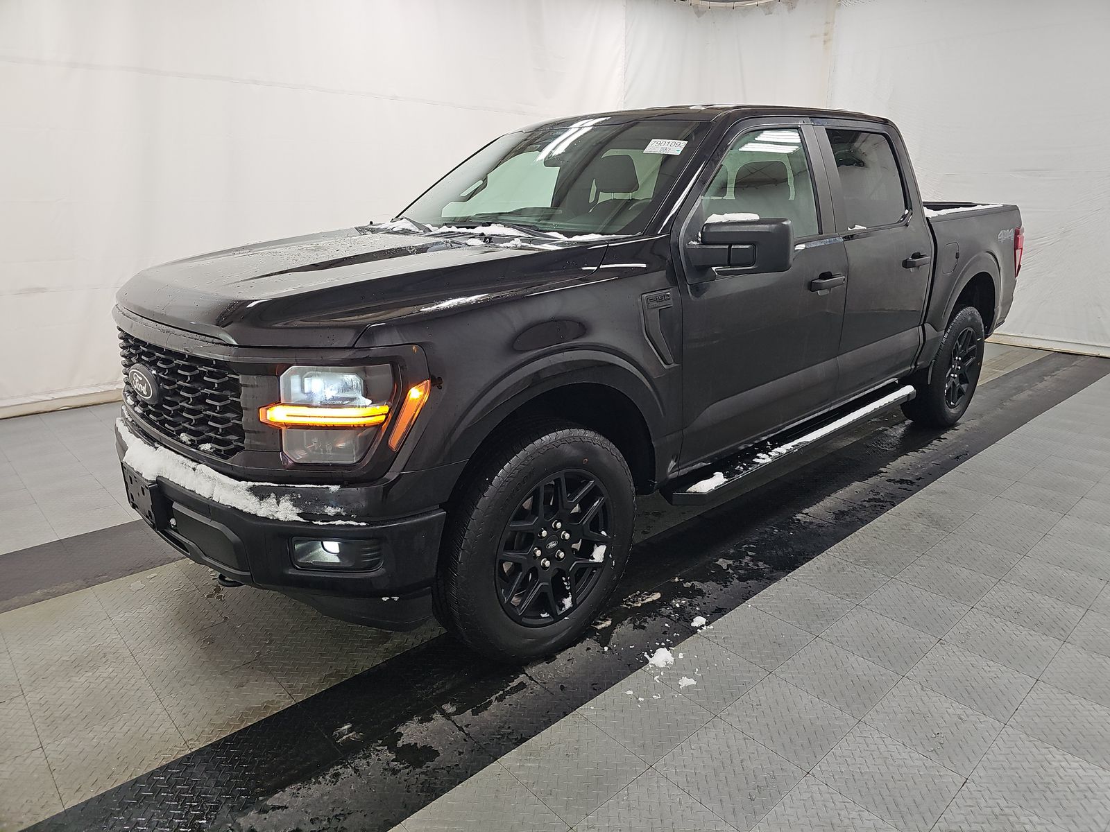 2024 Ford F-150 STX AWD