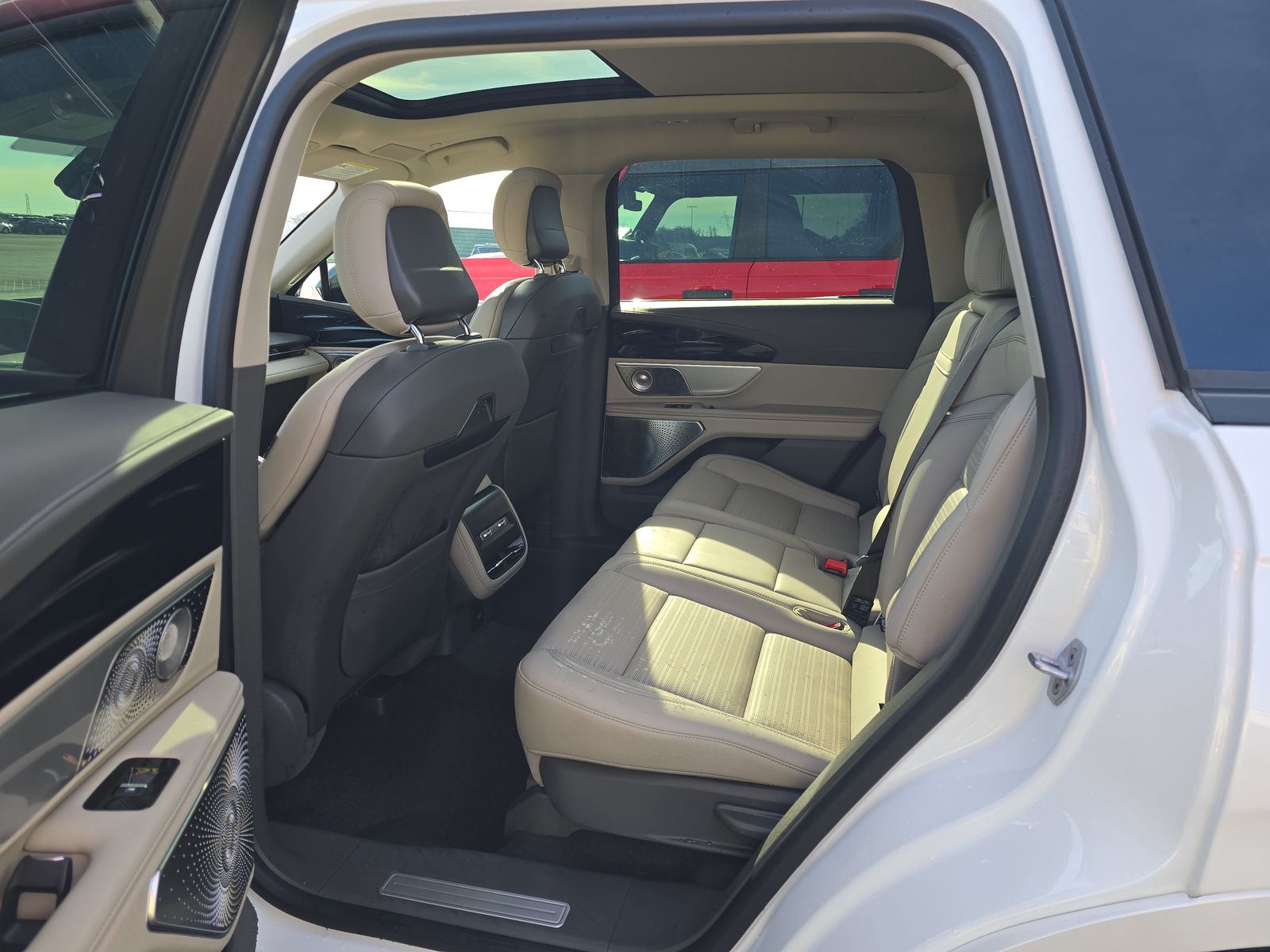 2025 Lincoln Nautilus Reserve AWD