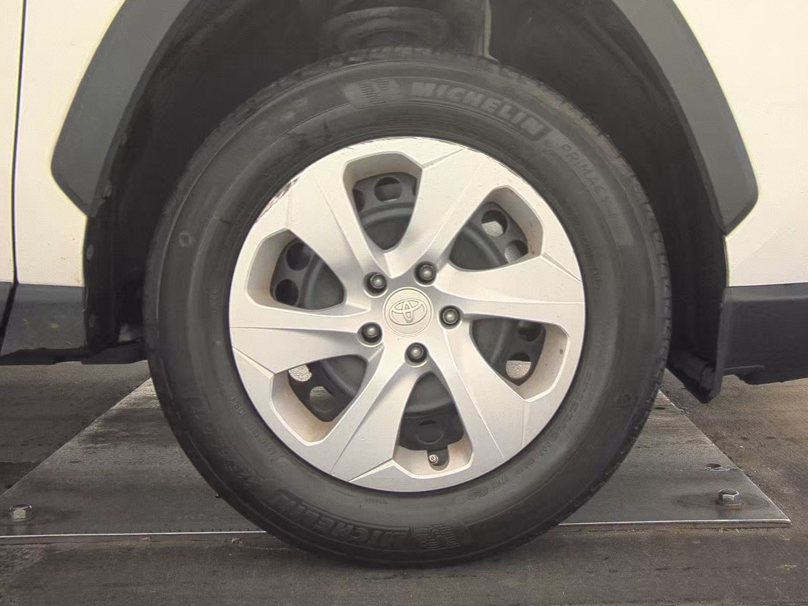 2024 Toyota RAV4 LE AWD