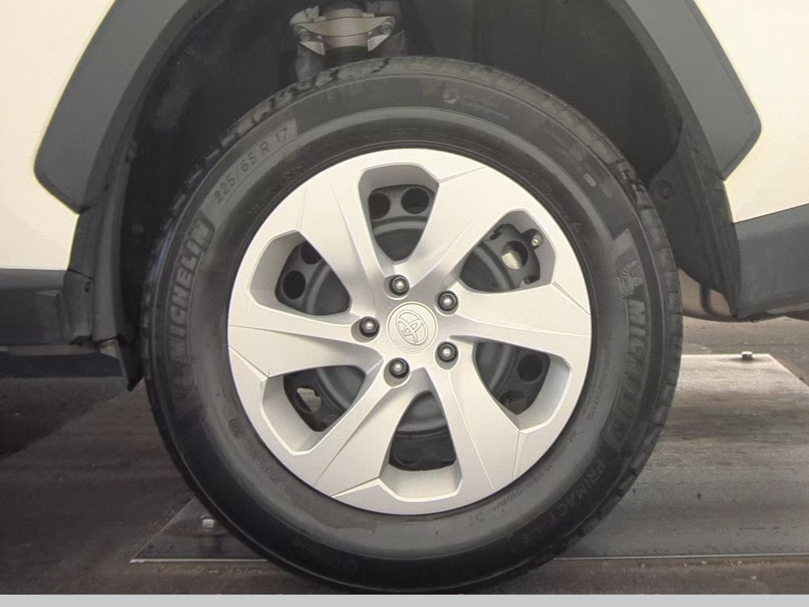 2024 Toyota RAV4 LE AWD