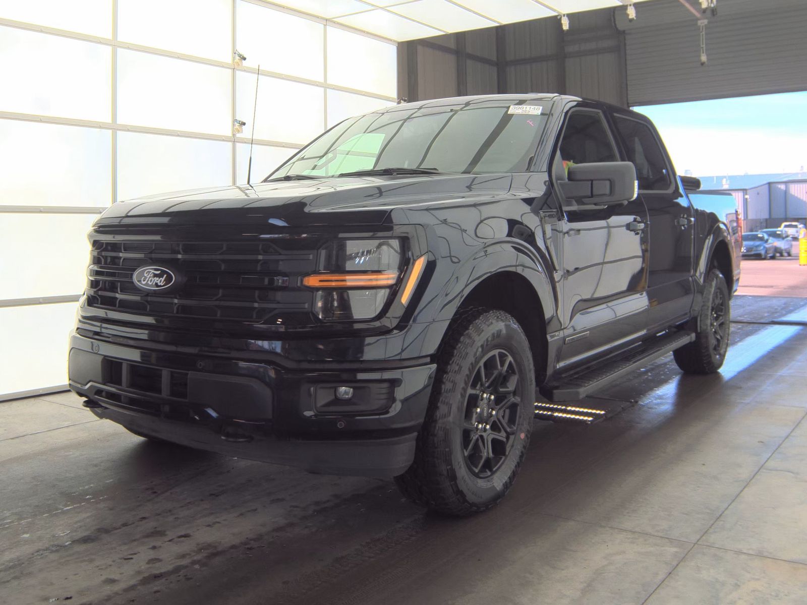 2025 Ford F-150 Hybrid XLT AWD