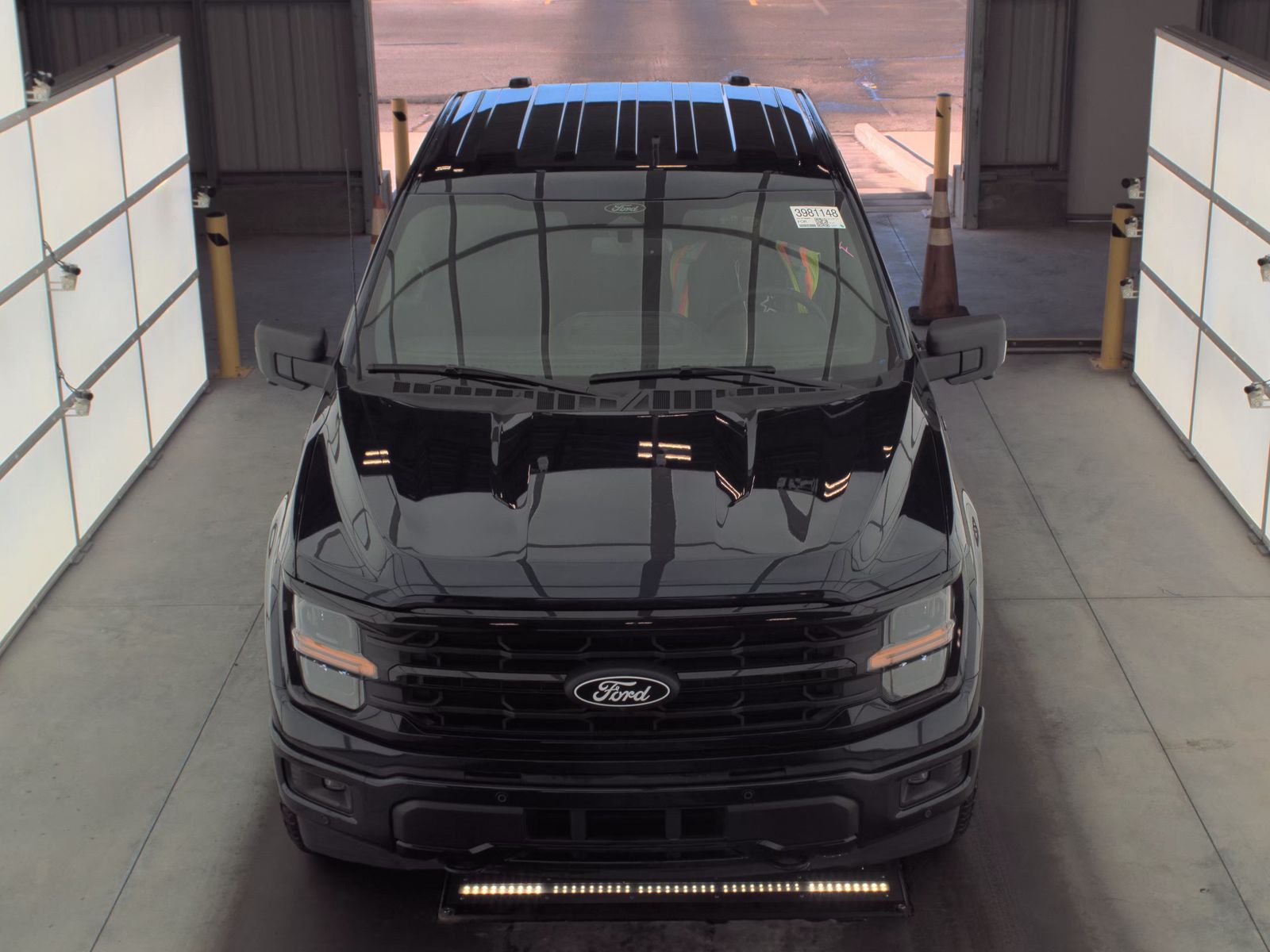 2025 Ford F-150 Hybrid XLT AWD