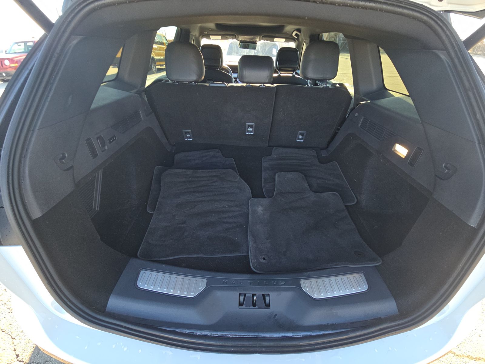 2025 Lincoln Nautilus Reserve AWD