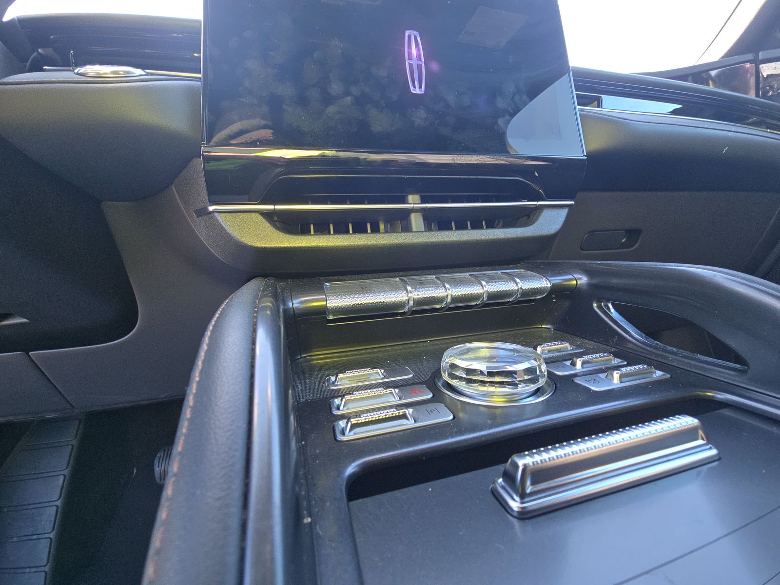 2025 Lincoln Nautilus Reserve AWD