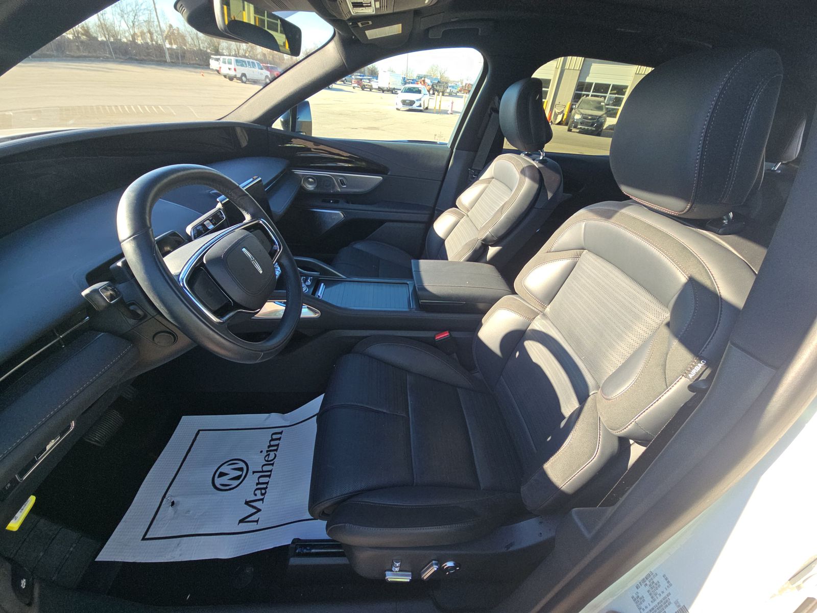 2025 Lincoln Nautilus Reserve AWD