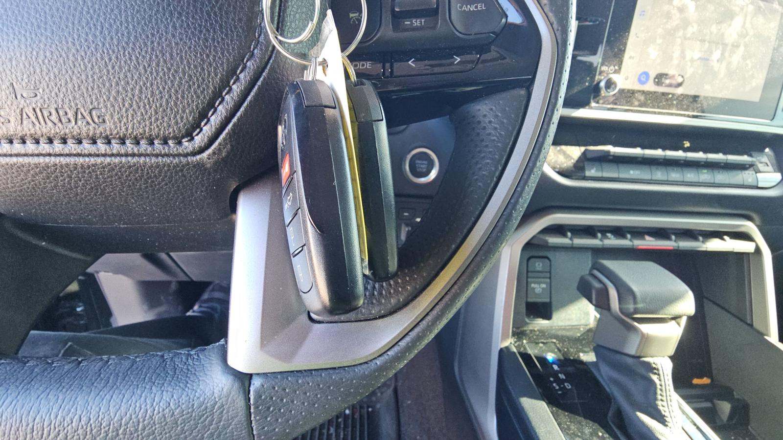 2024 Toyota Tundra SR5 AWD