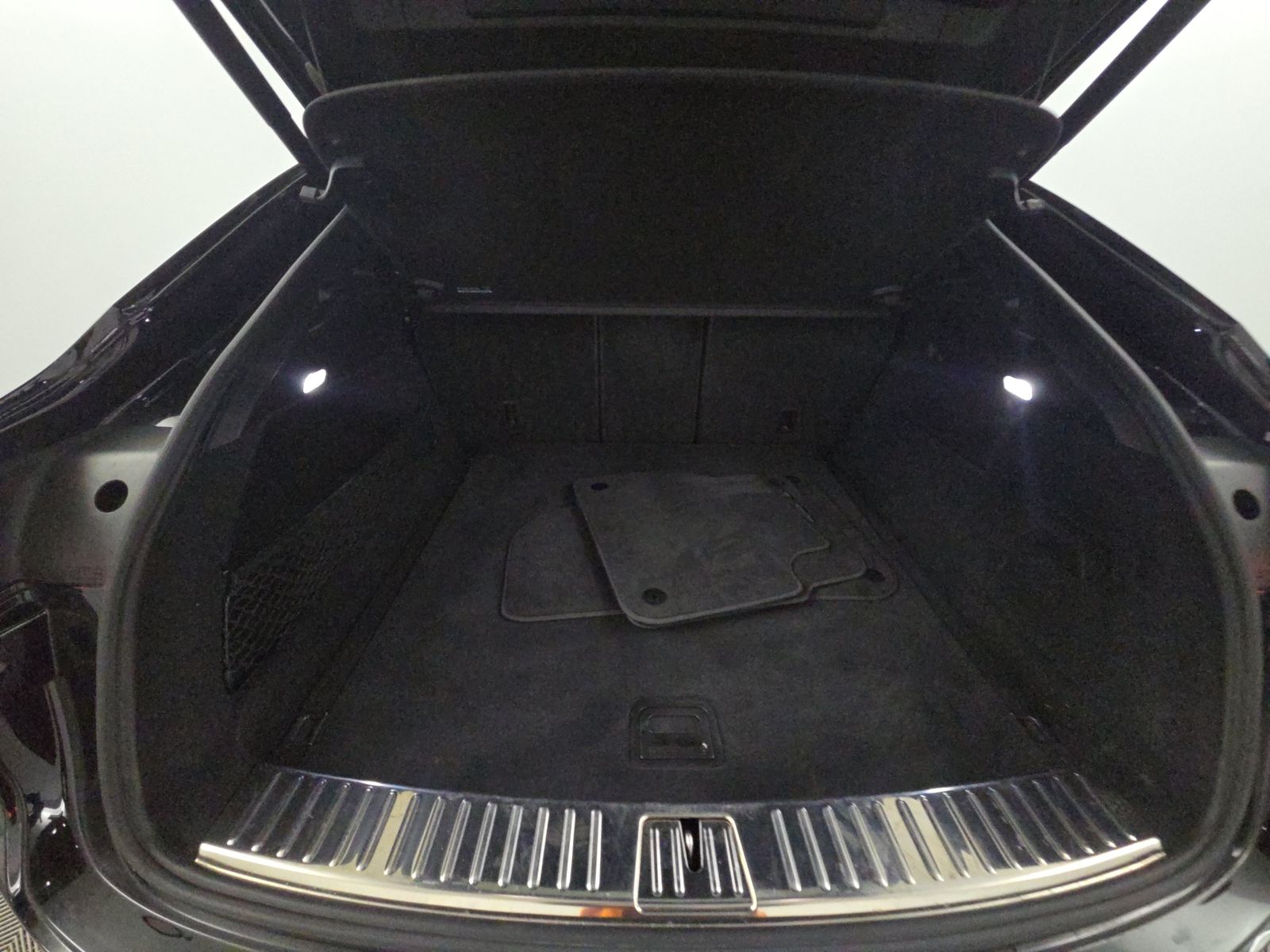 2023 Porsche Cayenne Platinum Edition AWD