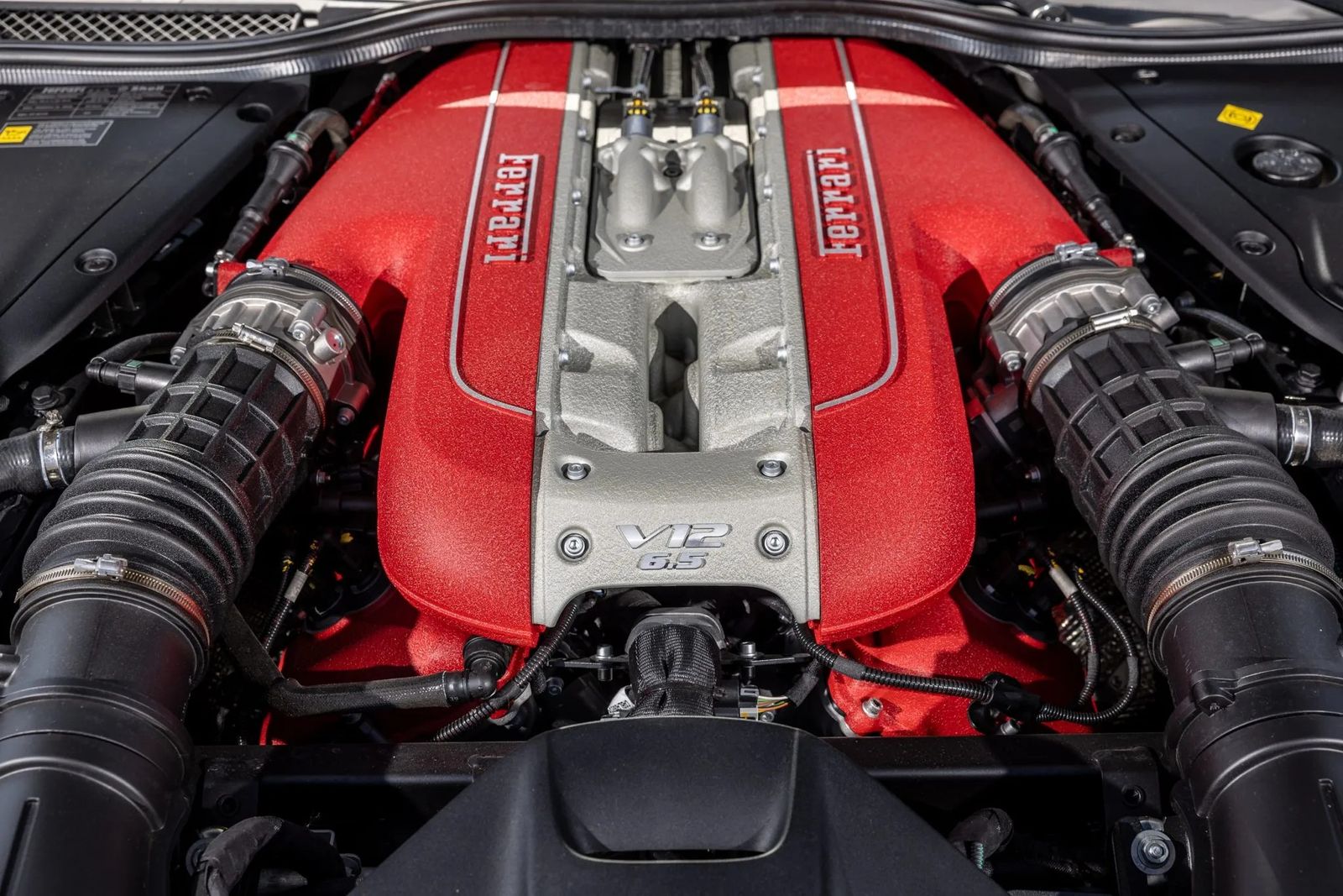 2021 Ferrari 812 GTS RWD