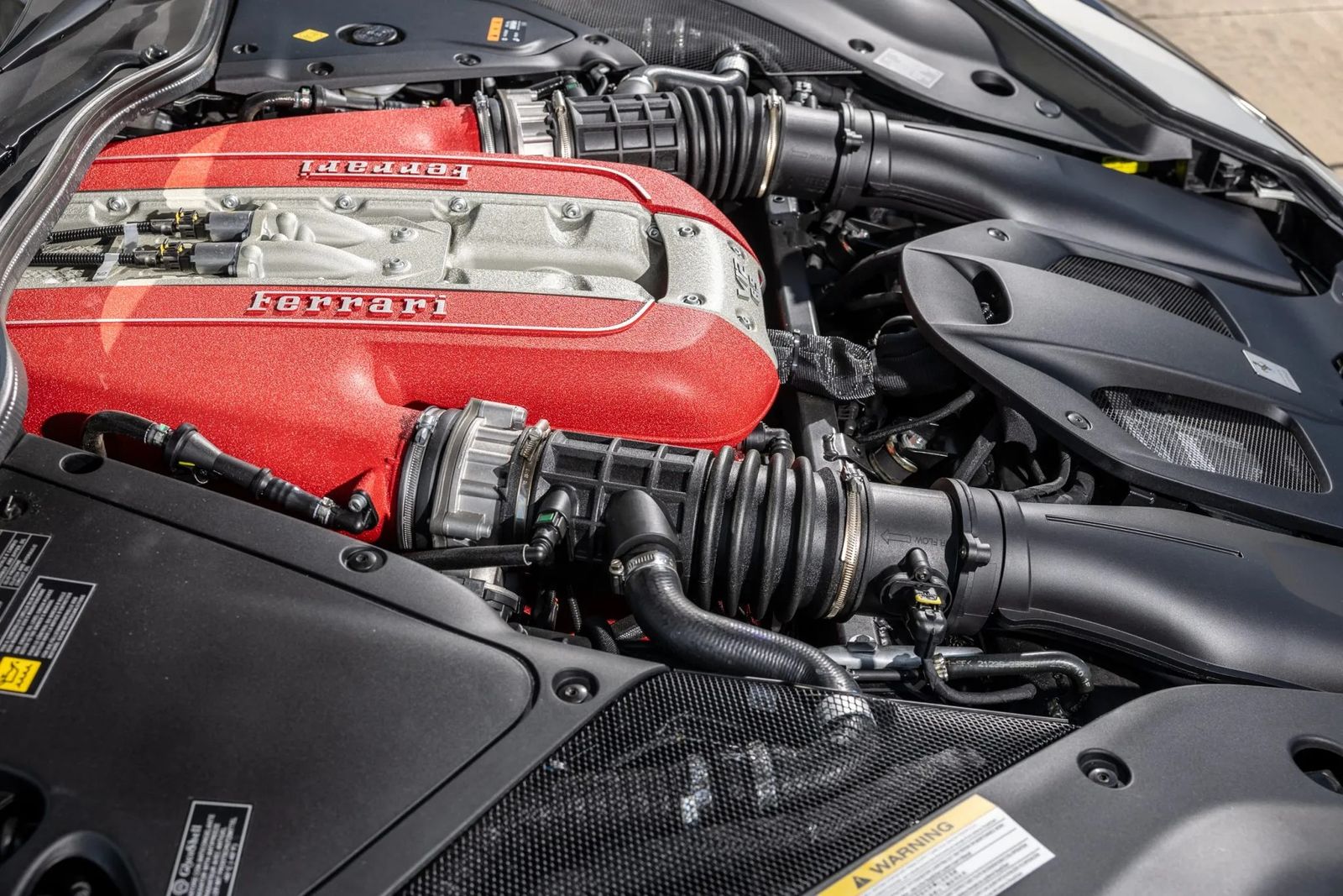 2021 Ferrari 812 GTS RWD