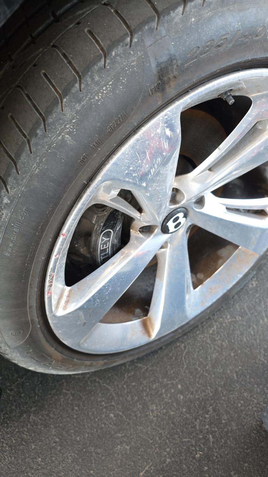 2023 Bentley Bentayga EWB Base AWD