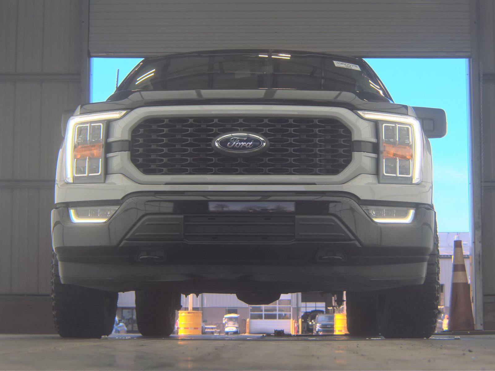 2023 Ford F-150 XLT AWD