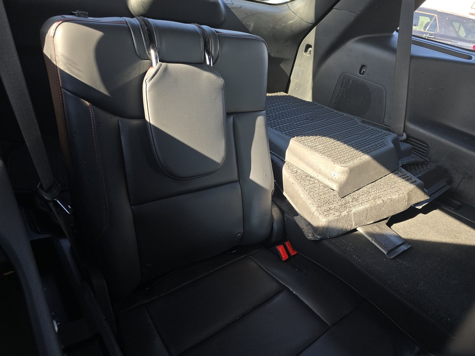 2025 Ford Explorer ST-Line AWD