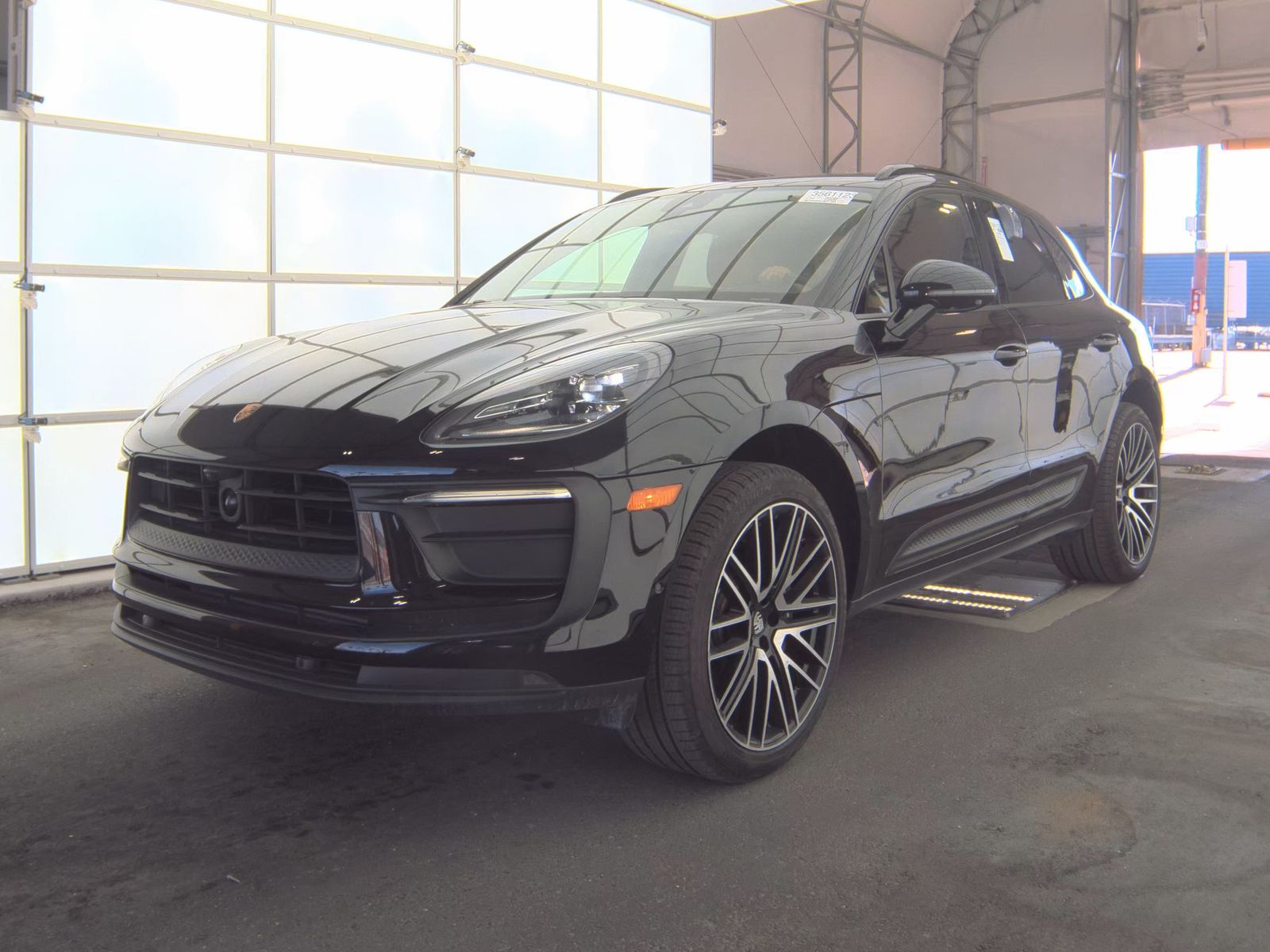 2024 Porsche Macan Base AWD