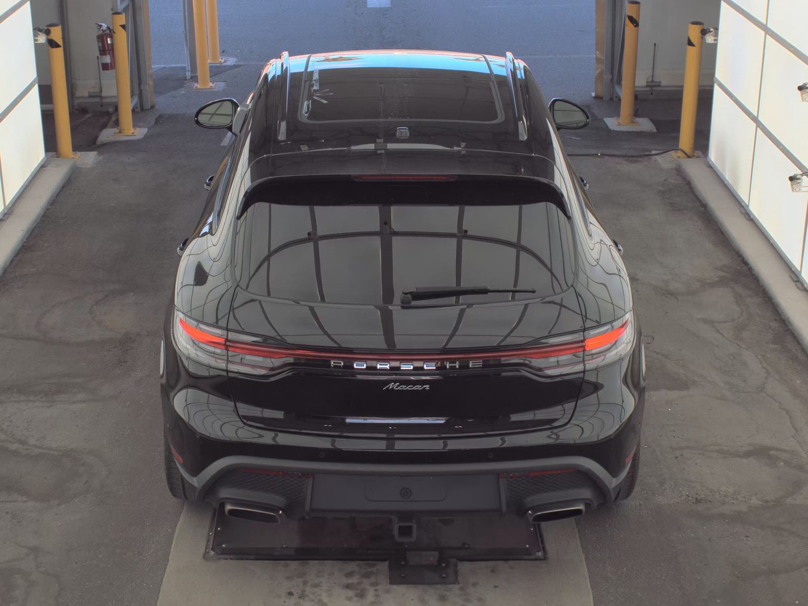 2024 Porsche Macan Base AWD