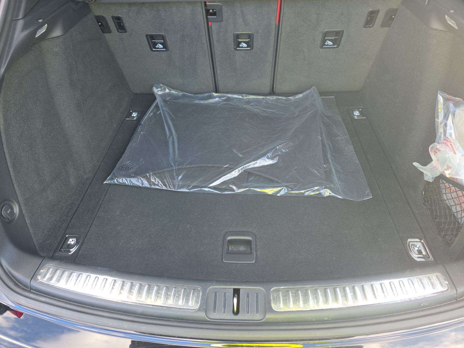 2024 Porsche Macan Base AWD