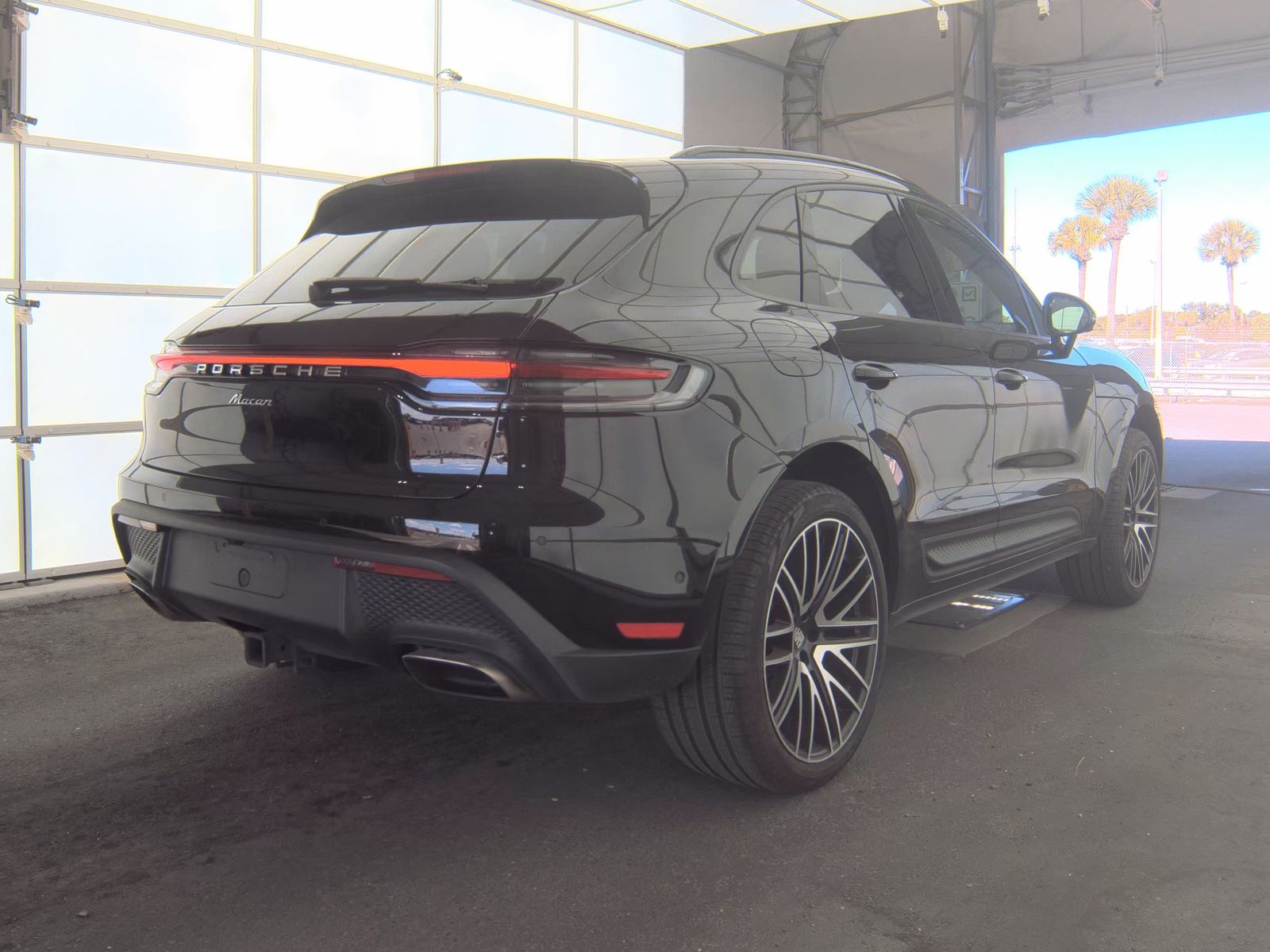 2024 Porsche Macan Base AWD