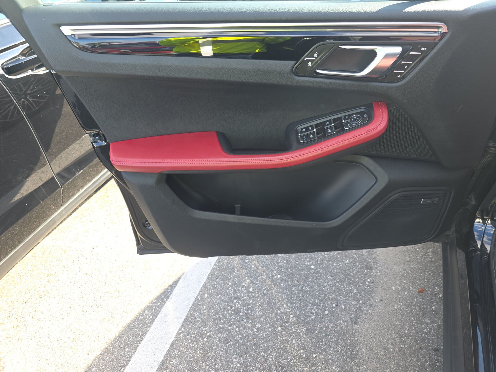 2024 Porsche Macan Base AWD