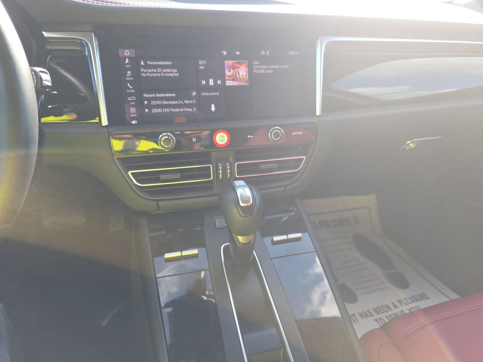 2024 Porsche Macan Base AWD